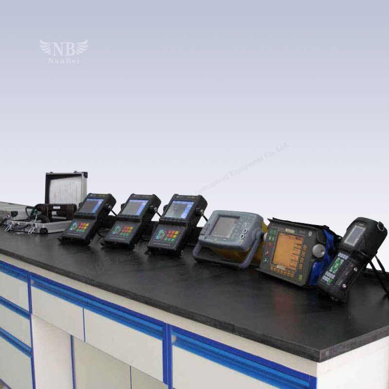 Handheld color digital ultrasonic flaw detector